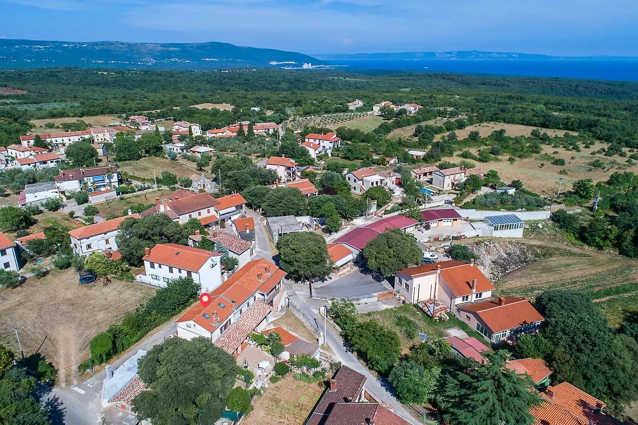 Dom wakacyjny Rustic Istrian House Varesco Krnica