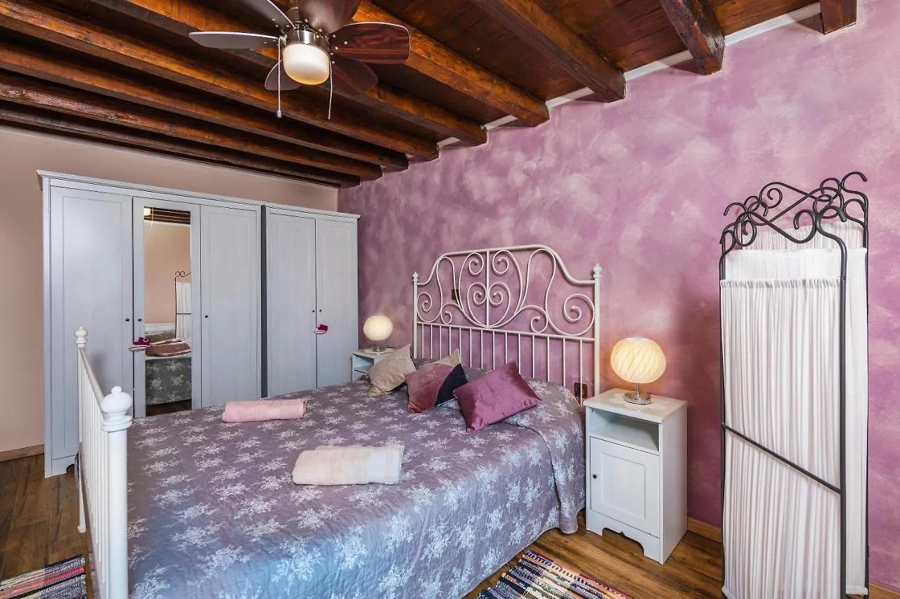Rustic Istrian House Varesco Krnica
